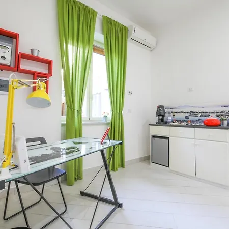 Il Vicoletto Di Santa Lucia 3* Naples